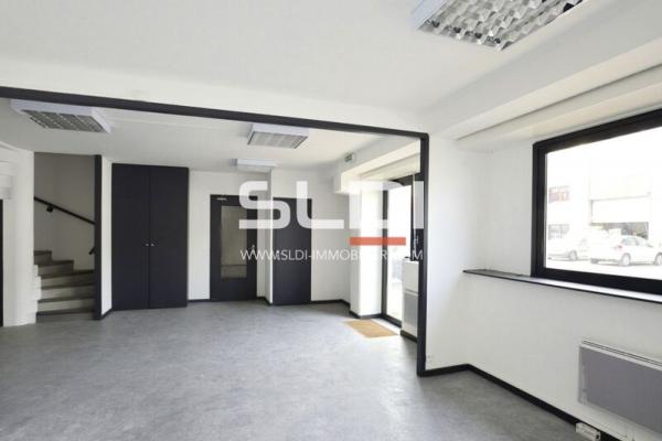 Locaux d'activités A LOUER - VILLEURBANNE - 1 227 m²