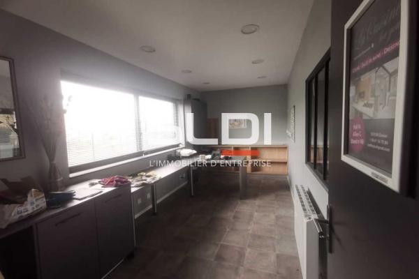 Activités A LOUER - SAINT JEAN DE BOURNAY - 420 m²