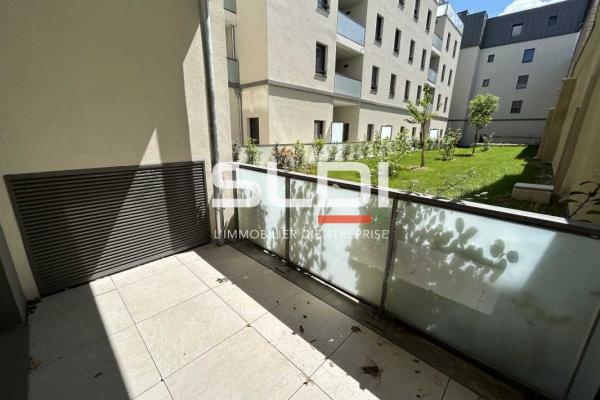 Commerces A VENDRE OU A LOUER - VILLEFRANCHE SUR SAONE - 501 m²