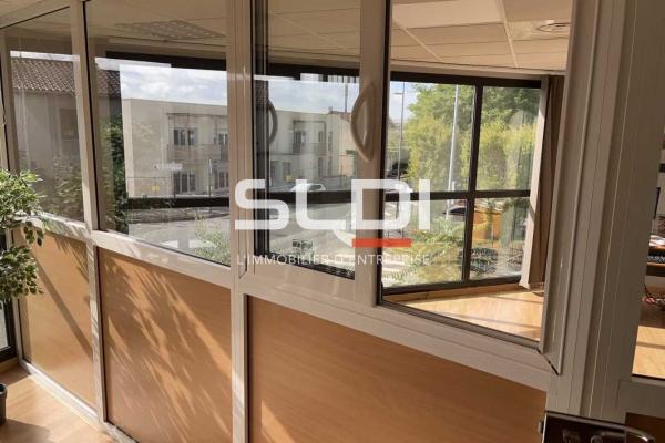 Bureaux A LOUER - CHASSIEU - 40 m²