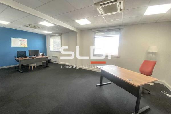 Bureaux A LOUER - VILLEURBANNE - 66 m²