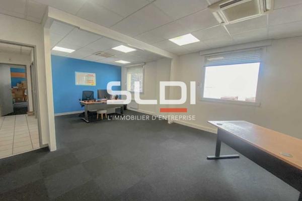 Bureaux A LOUER - VILLEURBANNE - 66 m²