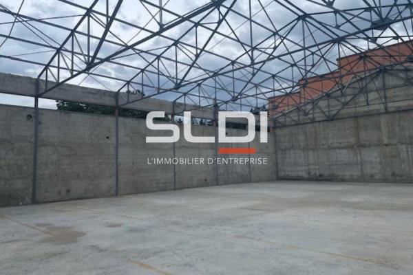 Locaux d'activités A LOUER - RILLIEUX LA PAPE - 285 m²
