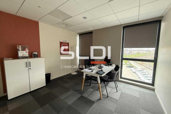 Bureaux A VENDRE - SAINT FONS - 194,4 m²