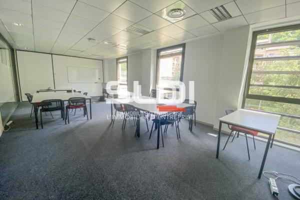 Bureaux A LOUER - LYON - 845 m²