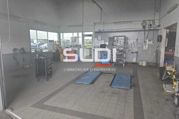 Commerces A LOUER - CHALONS EN CHAMPAGNE - 378 m²