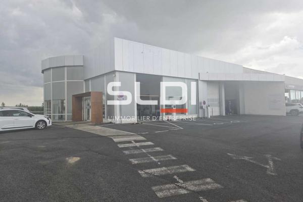 Commerces A LOUER - CHALONS EN CHAMPAGNE - 378 m²