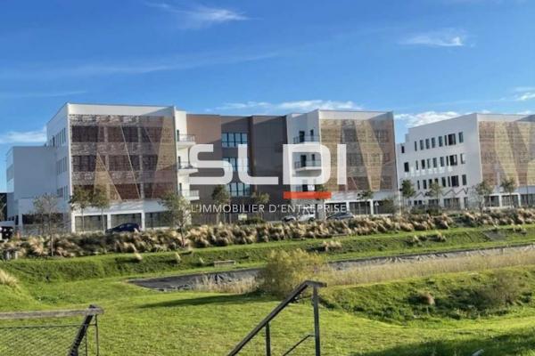 Bureaux A VENDRE - GENAS - 184 m²