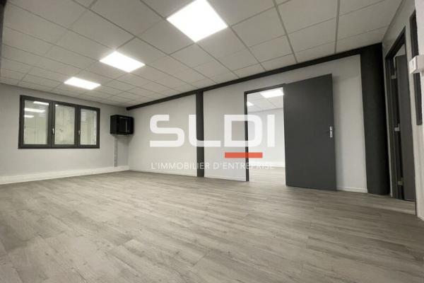 Bureaux A LOUER - SAINT SYMPHORIEN D'OZON - 151 m²