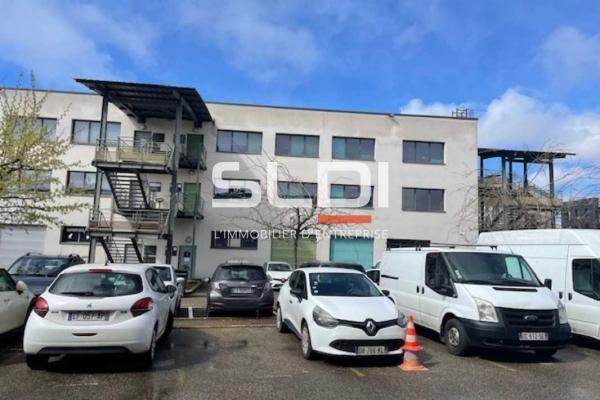 Bureaux A LOUER - VILLEURBANNE - 100 m²