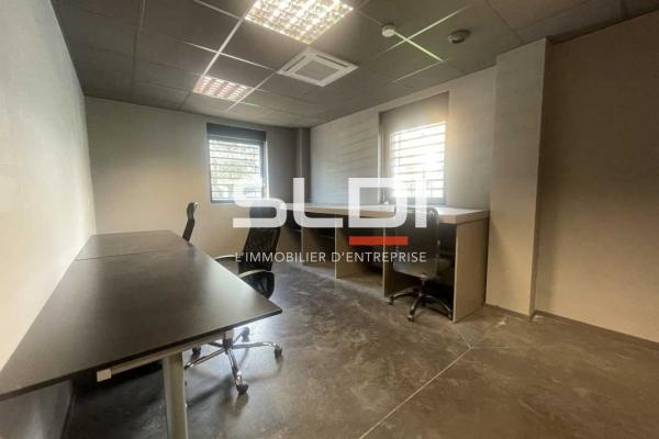 Bureaux A LOUER - VAULX EN VELIN - 79 m²