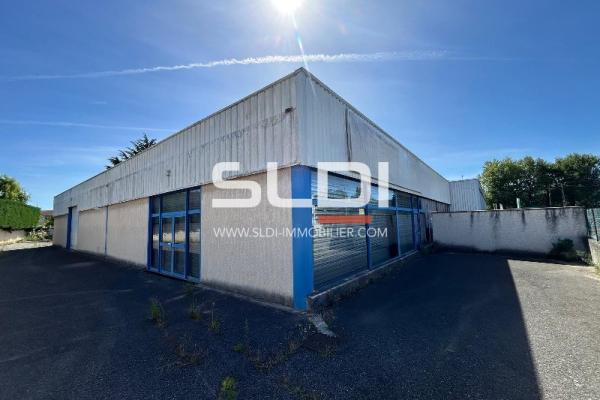 Locaux d'activités A LOUER - GENAY - 382 m²