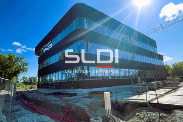 Bureaux A LOUER - BEYNOST - 2 871 m²