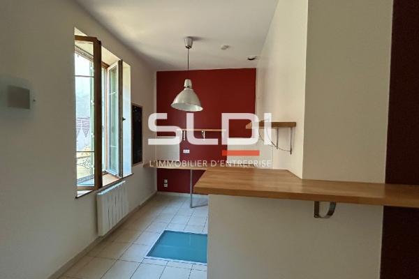 Bureaux A LOUER - VILLEFRANCHE SUR SAONE - 121 m²