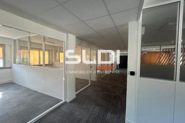 Bureaux A LOUER - ECULLY - 162 m²