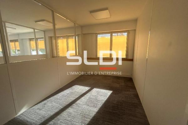 Bureaux A LOUER - ECULLY - 162 m²