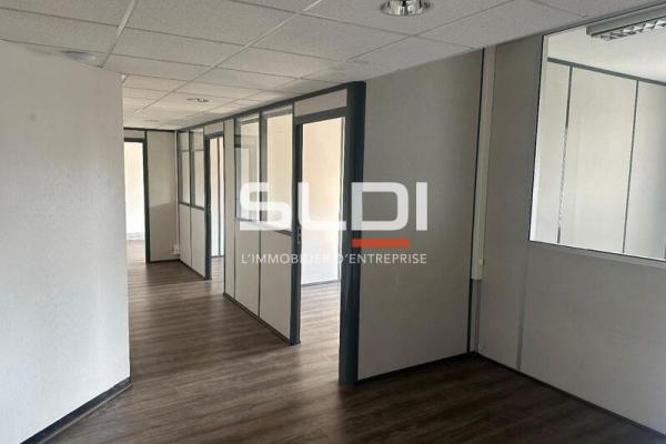 Bureaux A LOUER - LYON - 900 m²