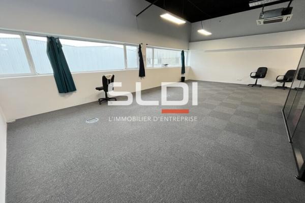 Locaux d'activités A LOUER - CALUIRE ET CUIRE - 1 060 m²