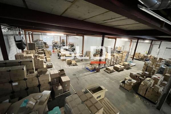 Locaux d'activités A LOUER - CALUIRE ET CUIRE - 1 060 m²