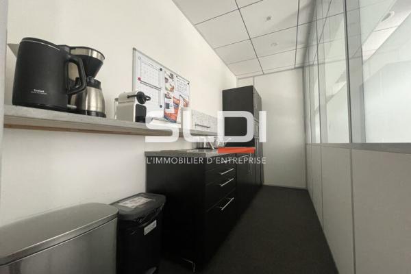 Bureaux A VENDRE - SAINT PRIEST - 212 m²