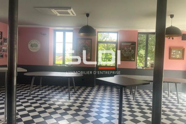 Bureaux A VENDRE - GENAS - 440 m²