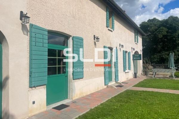 Bureaux A VENDRE - GENAS - 440 m²