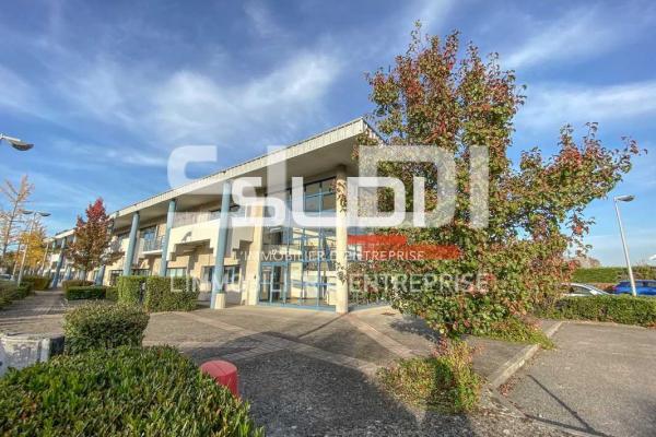 Bureaux A VENDRE OU A LOUER - BRON - 153 m²