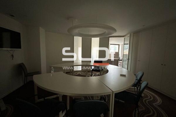 Bureaux A VENDRE - LYON - 204 m²