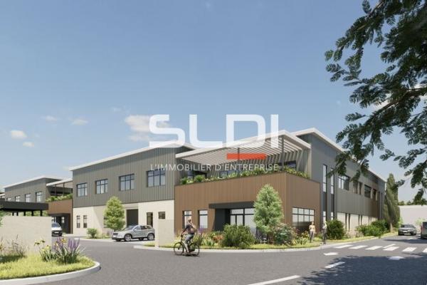 Locaux d'activités A LOUER - DECINES CHARPIEU - 641 m²