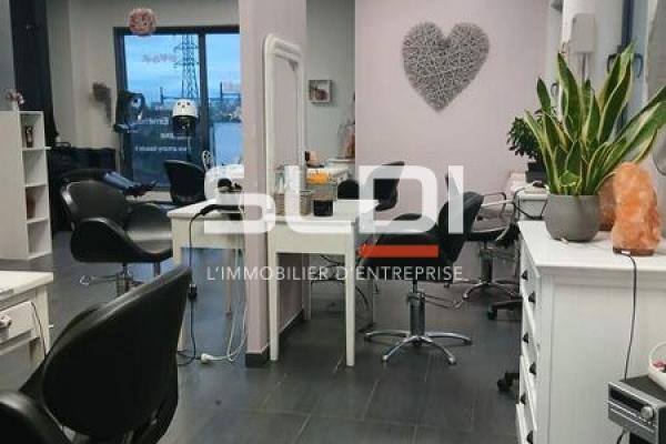 Commerces CESSION DE FONDS - SAINT QUENTIN FALLAVIER - 90 m²