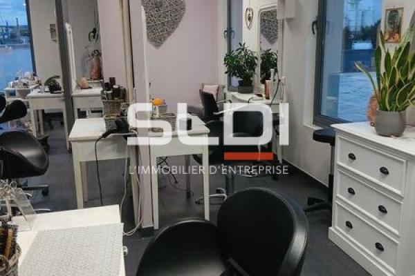 Commerces CESSION DE FONDS - SAINT QUENTIN FALLAVIER - 90 m²