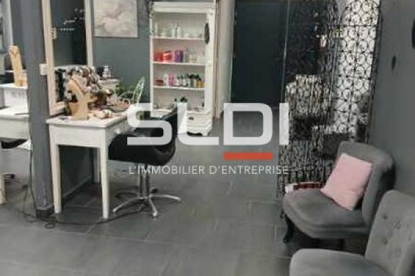 Commerces CESSION DE FONDS - SAINT QUENTIN FALLAVIER - 90 m²
