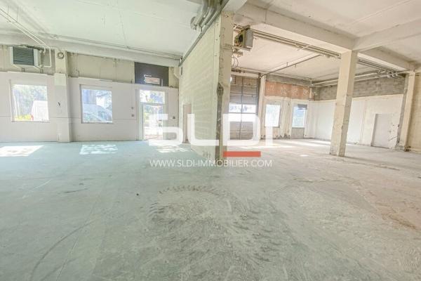 Locaux d'activités A VENDRE - SAINT QUENTIN FALLAVIER - 336 m²