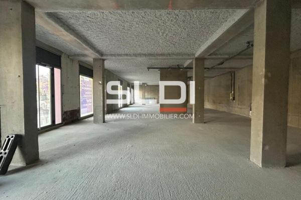 Commerces A VENDRE OU A LOUER - GLEIZE - 349 m²