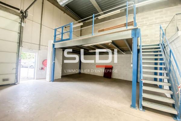 Locaux d'activités A LOUER - LYON - 205 m²
