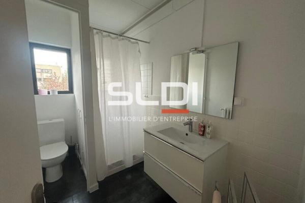 Bureaux A LOUER - CHAMPAGNE AU MONT D'OR - 94 m²