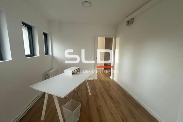 Bureaux A LOUER - CHAMPAGNE AU MONT D'OR - 94 m²