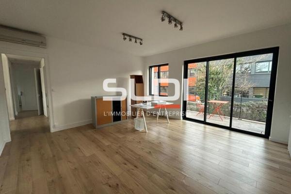Bureaux A LOUER - CHAMPAGNE AU MONT D'OR - 94 m²