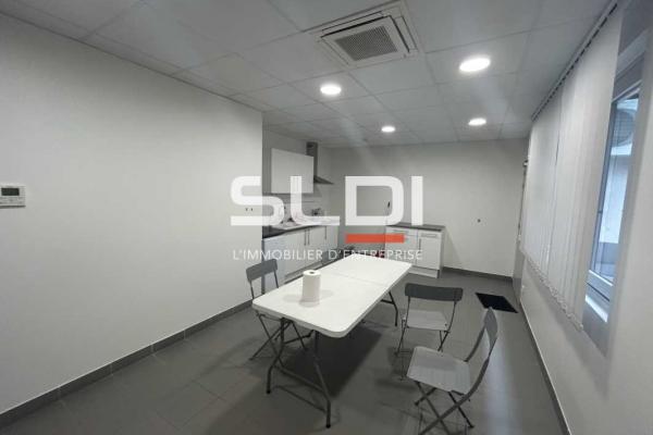 Bureaux A LOUER - REYRIEUX - 54 m²