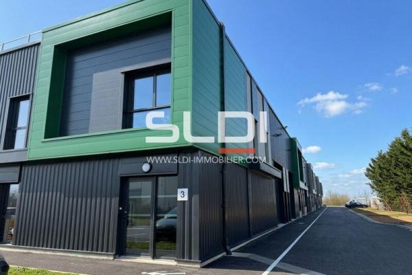 Locaux d'activités A VENDRE - VILLETTE D'ANTHON - 217 m²