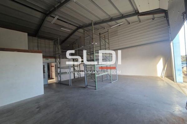 Locaux d'activités A LOUER - VILLARS - 300 m²