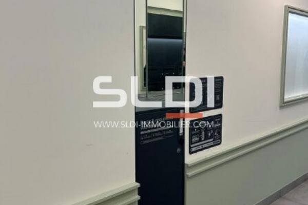Bureaux A LOUER - LYON - 169 m²