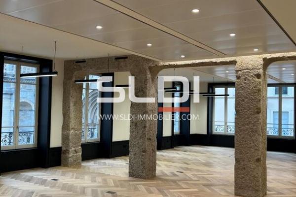 Bureaux A LOUER - LYON - 169 m²