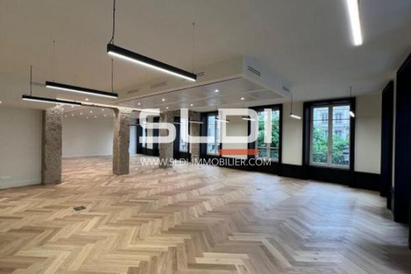 Bureaux A LOUER - LYON - 169 m²