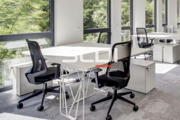  A LOUER - LYON - 3 140 m²