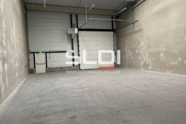 Locaux d'activités A LOUER - SAINT QUENTIN FALLAVIER - 341 m²