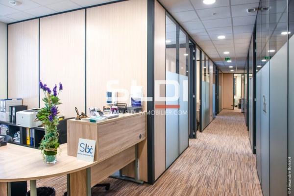 Bureaux A VENDRE - MEYZIEU - 183 m²