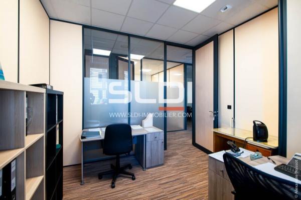 Bureaux A VENDRE - MEYZIEU - 183 m²