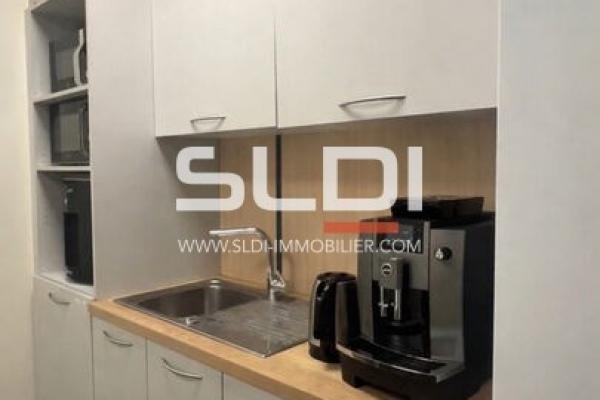 Bureaux A VENDRE - MEYZIEU - 183 m²