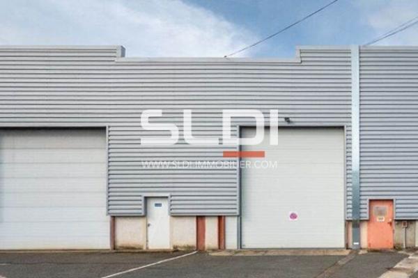 Locaux d'activités A LOUER - JASSANS RIOTTIER - 637 m²